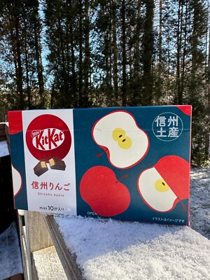 Japan Kit Kat Nagano Apple Taste (10 sticks per package)x3, 30 servings in total