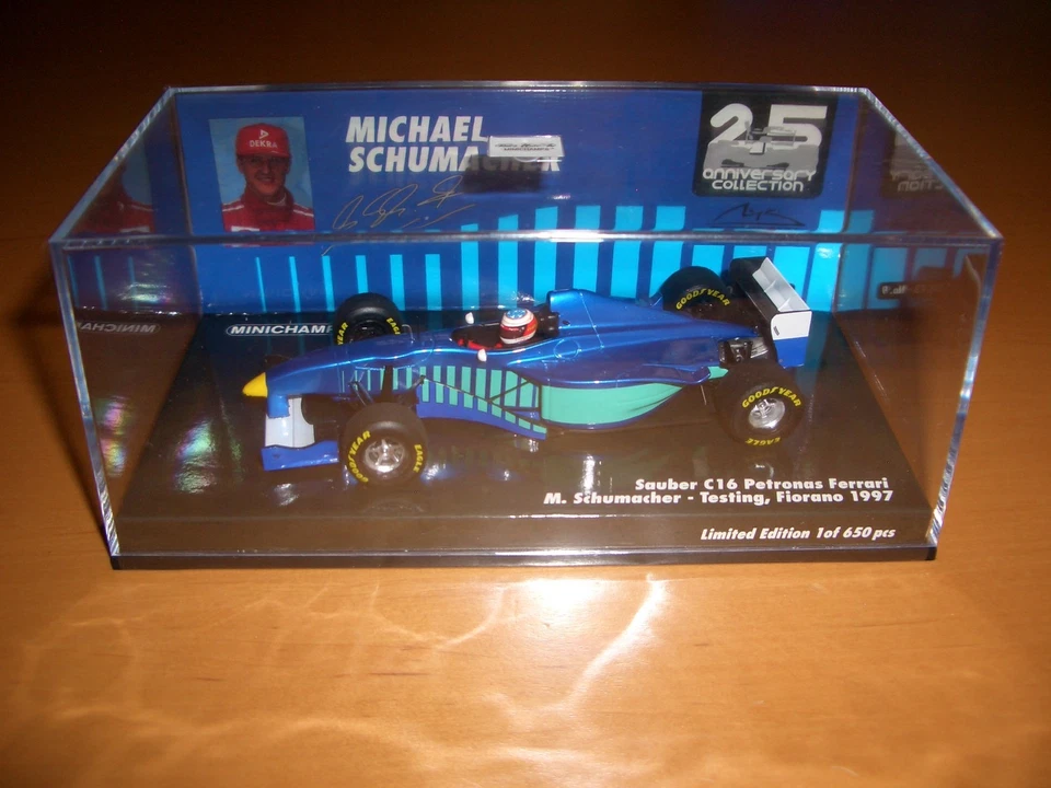 M.Schumacher Sauber C16 Petronas Ferrari 1:43 - Bild 2 von 4