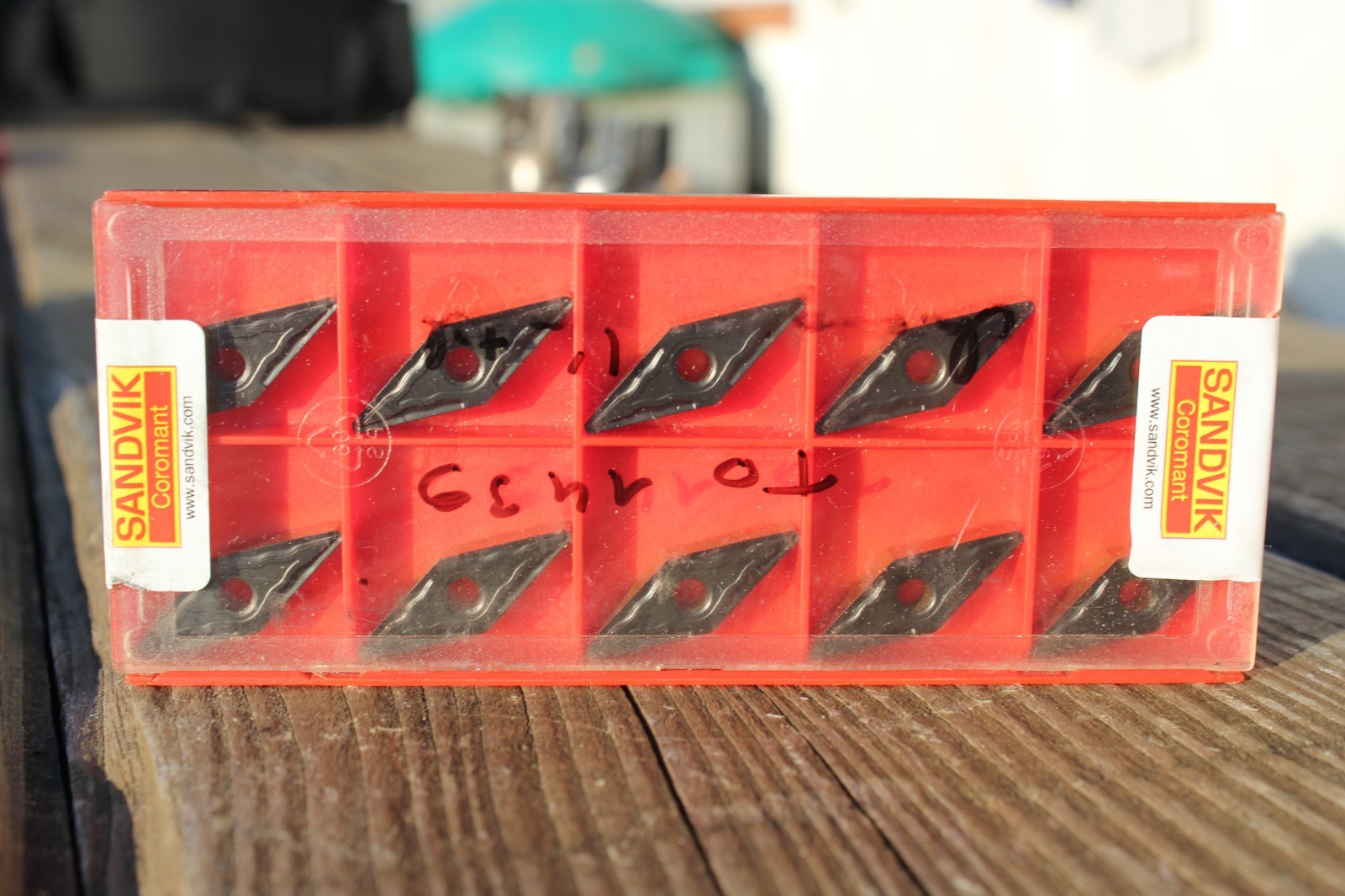 Insert VNMG160408-MF 4225 Sandvik carbure contre l'usure en tournage acier