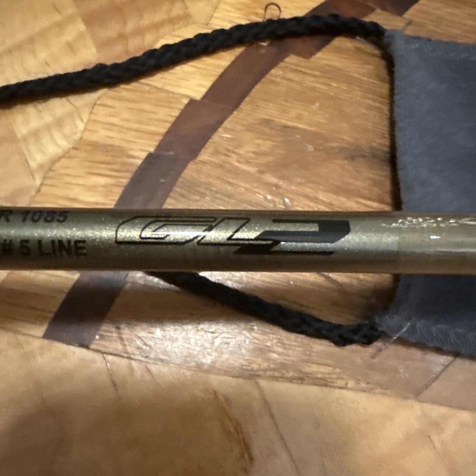 G. Loomis GL2 - FR1085 - 9" #5 Line 2 Piece Fly Fishing Rod w/Pouch, Tube