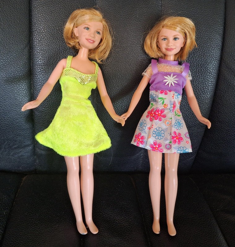 2 Mary Kate and Ashley dolls 1999