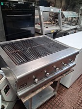 Lincat Commercial Countertop Chargrill, Cast Iron Grates, 5 Knobs