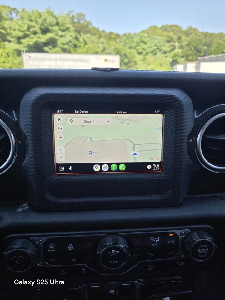 2021 吉普 JL 牧马人 原始设备制造商 7 英寸 触摸屏收音机 带装饰面板 带 Apple CarPlay — 第 3/4 张图片