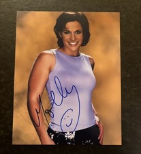MOLLY HOLLY SIGNED AUTOGRAPH 8x10 PHOTO WWE WRESTLE MANIA WWF WRESTLING HOF