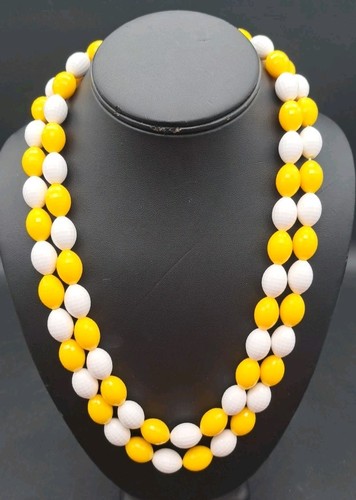 Ancienne pièce de déclaration perle ovale à facettes jaune et blanc Allemagne de l'Ouest environ 24"
