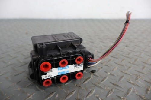 07-12 Mercedes GL450 X164 W164 Air Suspension Valve Block (2123200358) OEM - Bild 1 von 17