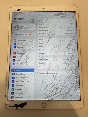 Apple iPad Air (3rd Generation) 64GB, Wi-Fi, 10.5in - Silver