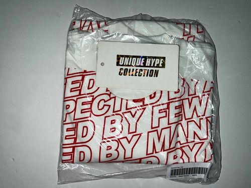 respected tee supreme