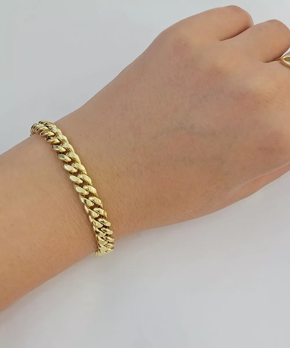 Curb Link Bracelet 10K Yellow Gold 9