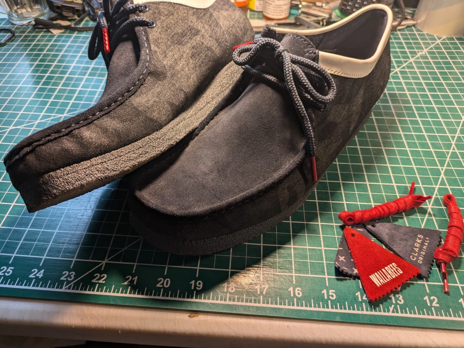 Scarpe Oxford e stringate blu Clarks Wallabee denim 26168843 da uomo blu taglia 13