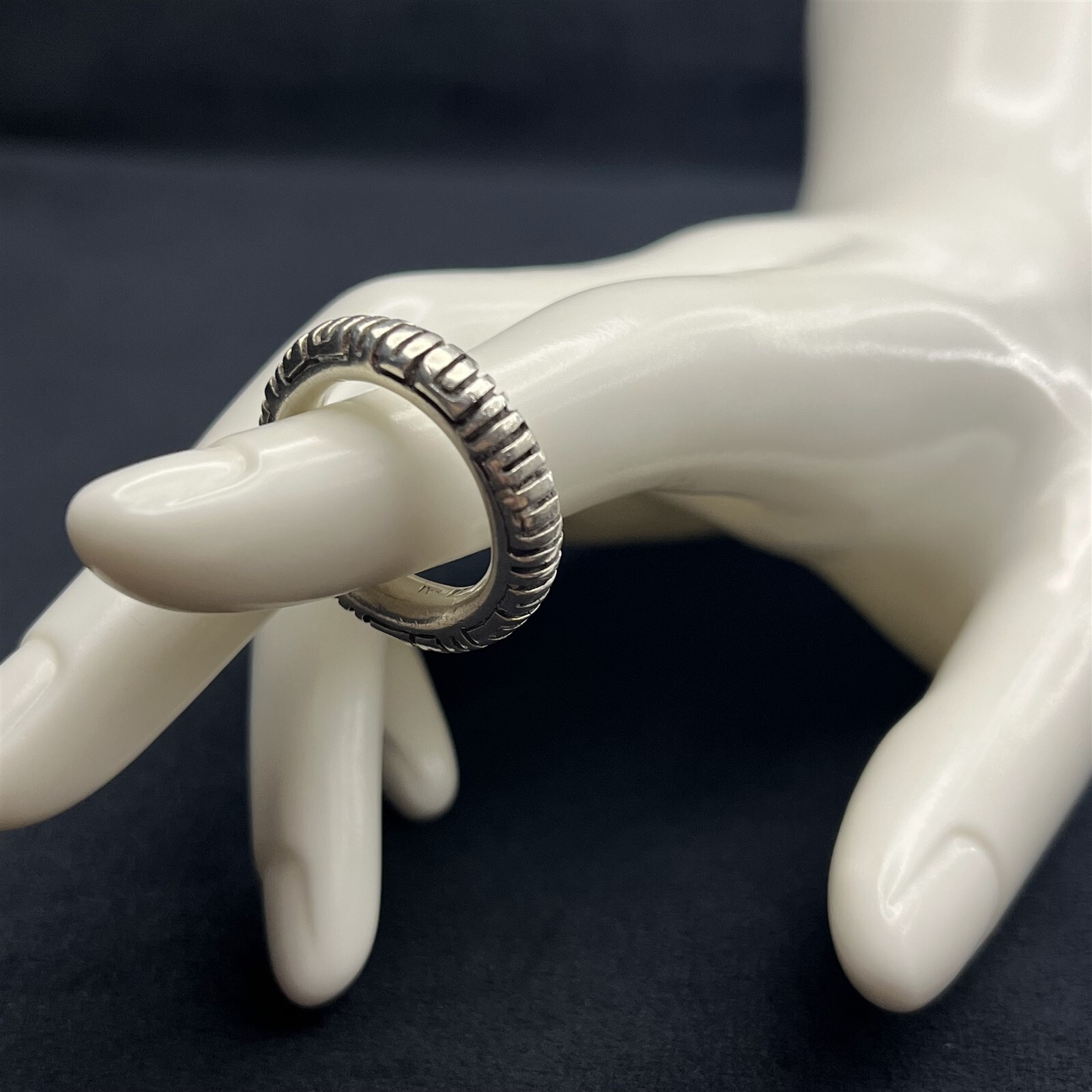 Hand Crafted Modern Solid Engraved Bumpy Ribbed S… - image 5