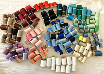 166 Wood, Plastic Thread Spools General Crafts, Sewing MANY Colors 5+lbs Vtg Lot