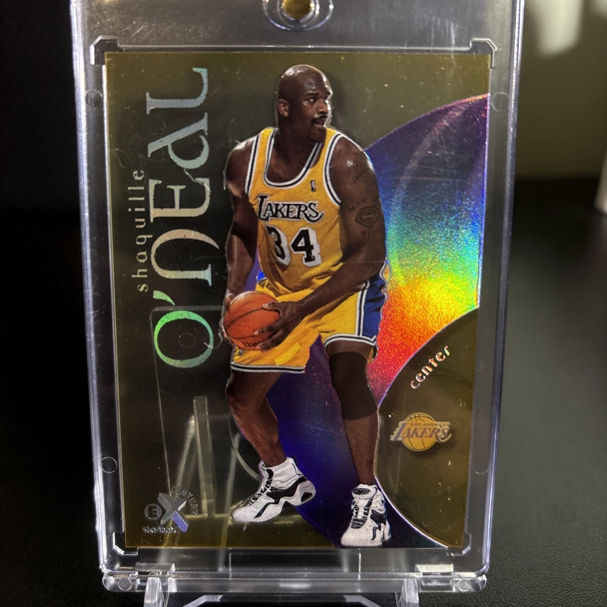 SkyBox Basketball 1998-99 Season Sports Trading Cards