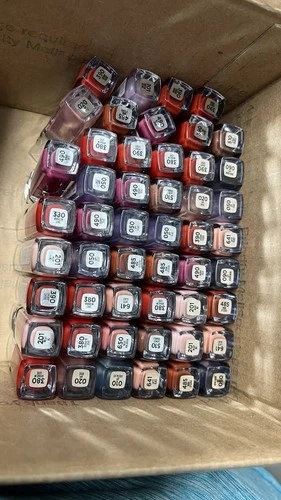 L'Oréal Paris Plump Ambition Hyaluron Lip Oil Full Size Mixed Lot Shades(50) image 4