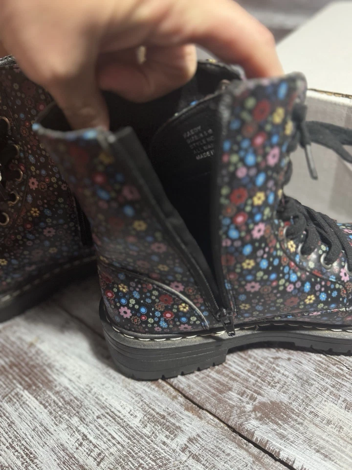 Botas para mujer Sugar Brand con cordones/cremalleras con flores talla 8,5 Foto 4 de 4