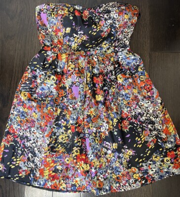 floral strapless fit and flare dress Estefany Strapless Pleated Floral Maxi Dress main image 1