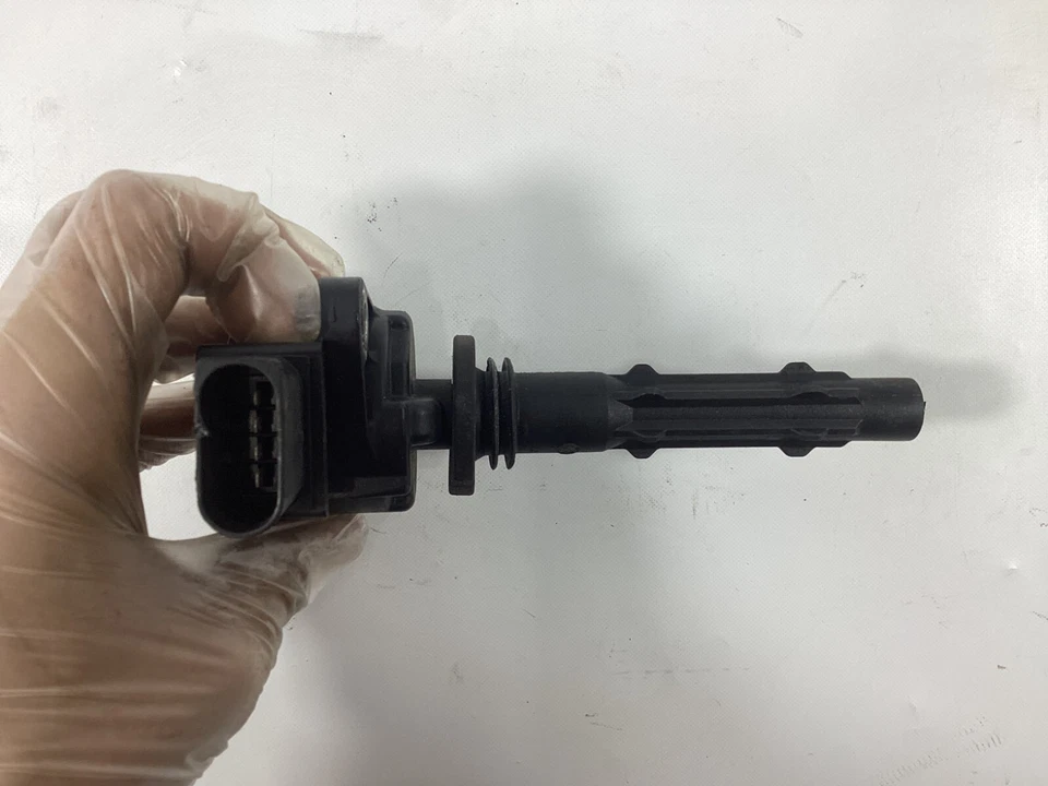 2006 - 2011 Mercedes-Benz ML350 Direct Ignition Coil A0001502780 OEM . - Image 2 of 4