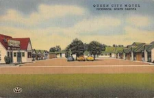 Dickinson North Dakota Queen City Motel Vintage Postcard AA41084