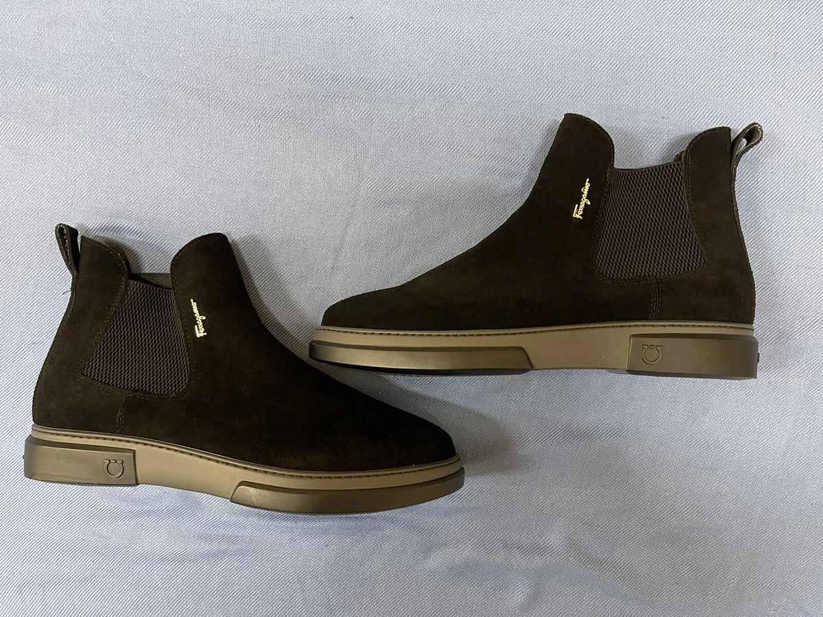New Salvatore Ferragamo Florence Mens Black Suede Chukka Ankle