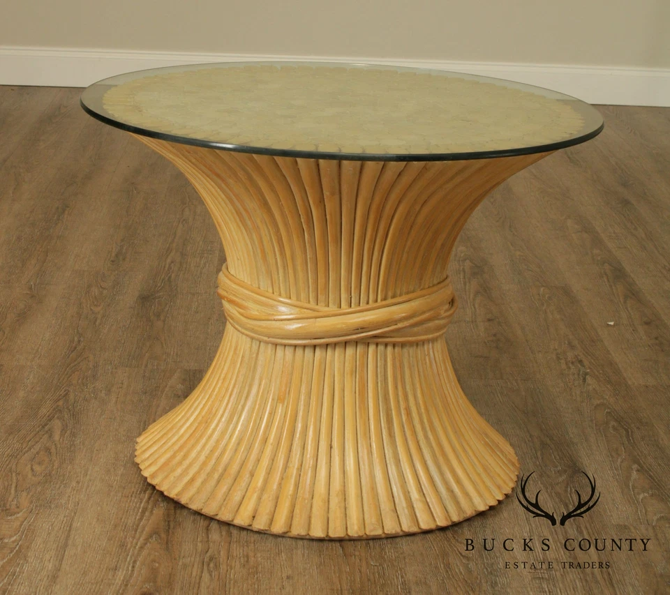 Gavilla de trigo Vintage de bambú, mesa auxiliar redonda de ratán con tapa de vidrio Foto 3 de 4