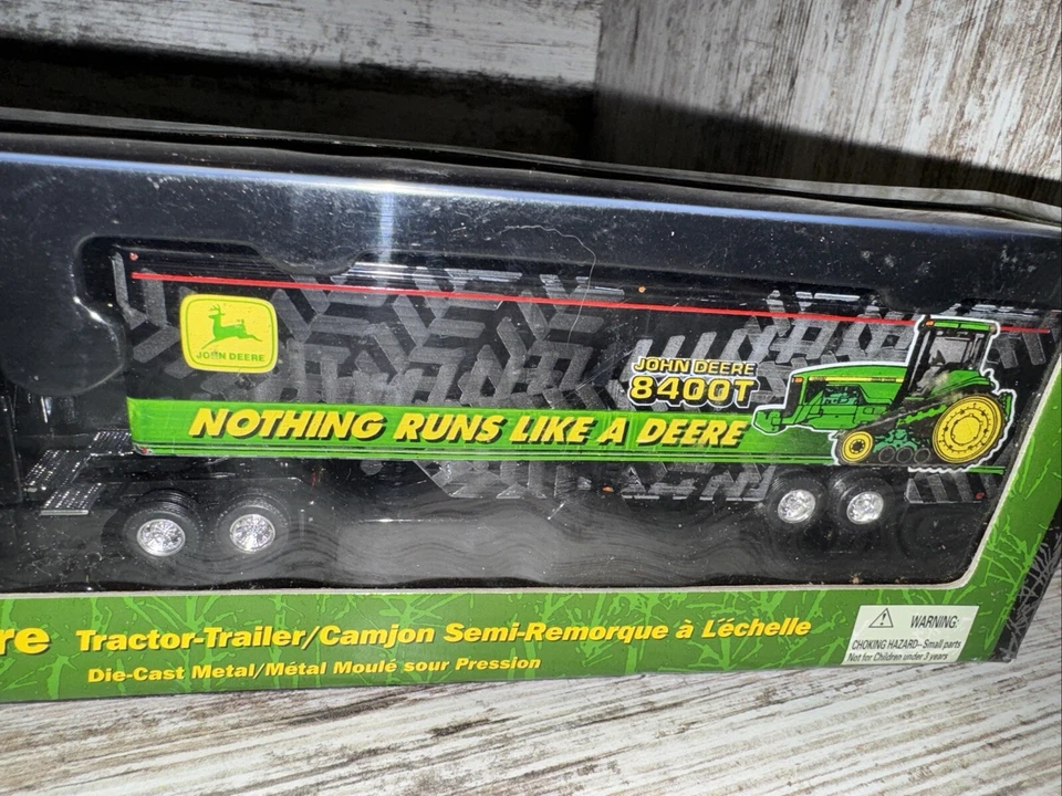 1/87 Kenworth With John Deere 8400t  Nothing Runs Like A Deere On The Side - Image 3 of 4