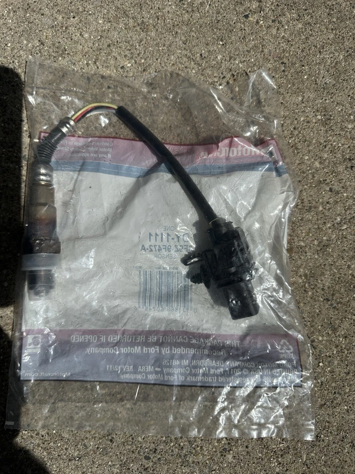 Sensor de oxígeno original Ford 8F9Z-9F472-A Foto 2 de 2