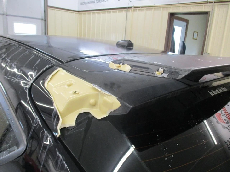 Ford Focus RS 2017 Bootlid/Tailgate F1EZ5840110C 7081 - Imagem 3 de 4