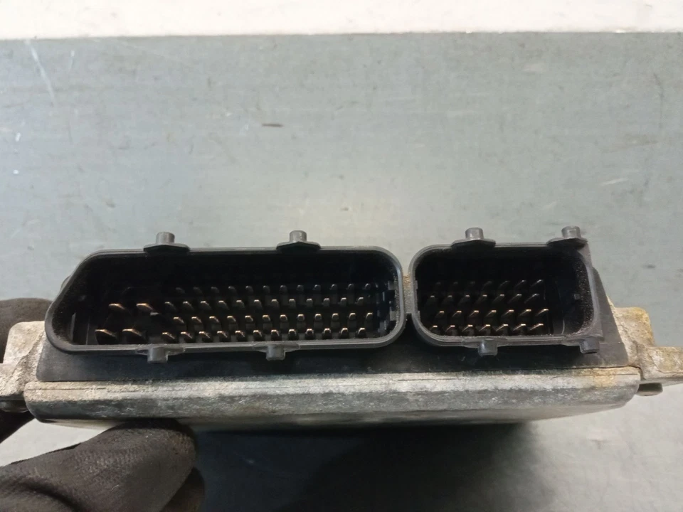 6K0906019 CENTRALINA MOTORE / 6K0906019 / 5582612 PER SEAT IBIZA II 6K1 1.9 SD - Immagine 3 di 4