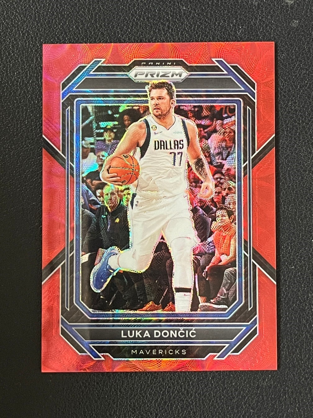 Luka Doncic 2022-23 Panini Prizm Choice Red Scope Prizm 84/88 #196