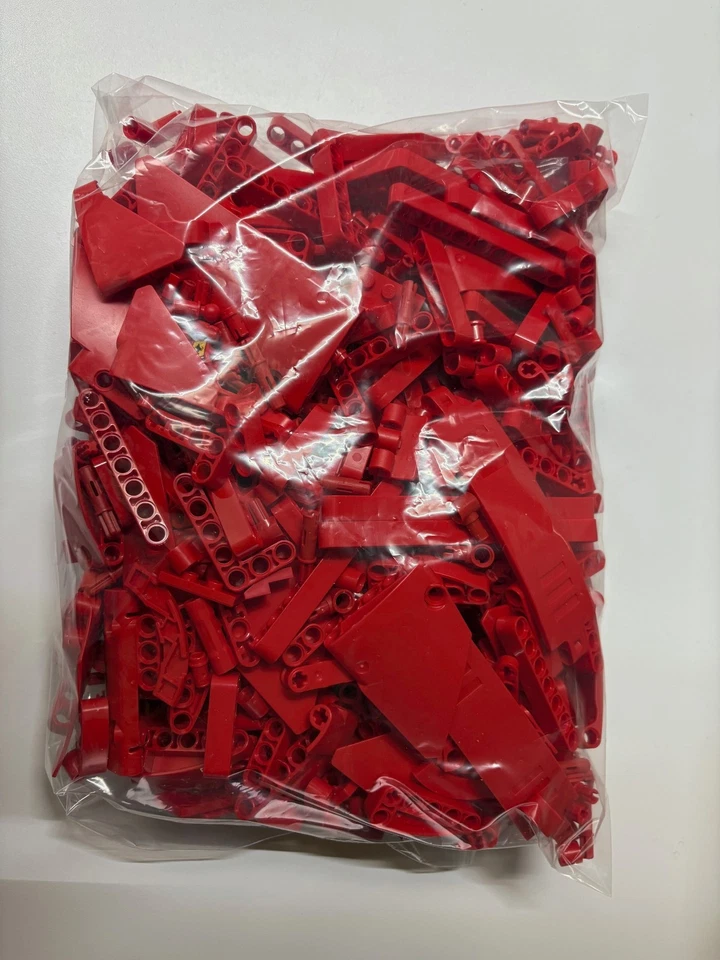 LEGO Technic 42143 Ferrari Daytona SP3 rote Einzelteile und Räder - Bild 3 von 4