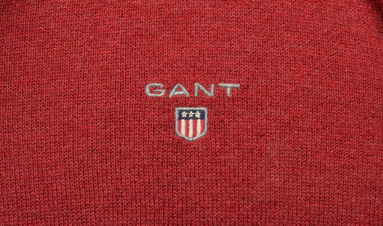 Men's GANT Red V Neck Cotton/Wool Jumper Size Medium P-P 21.5" VGC