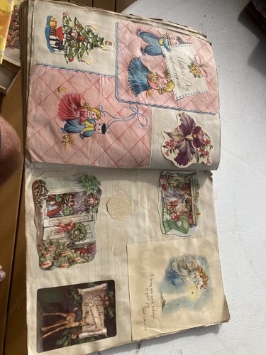 Scrapbook-1954 Hundreds of clippings - Picture 12 of 12