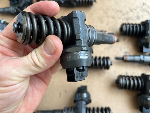 GENUINE VAG Audi Seat Skoda VW Fuel Injection nozzle 1.9 Tdi 038130073AG - Picture 7 of 10