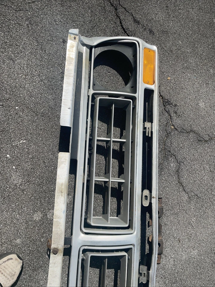 Ford F150 F250 1973-1977 parrilla OEM USADO Bronco One Dent arte retro colgador de pared Foto 3 de 4