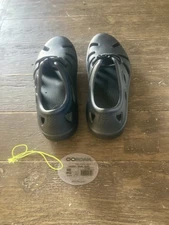 Oofos Oocandoo Fisherman Sandals Color Black Size 8 Men 10 Women New w/ the Box!