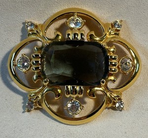 Authentic Nolan Miller Couture Gold Plated Simulated Iolite “ Veronica “ Brooch