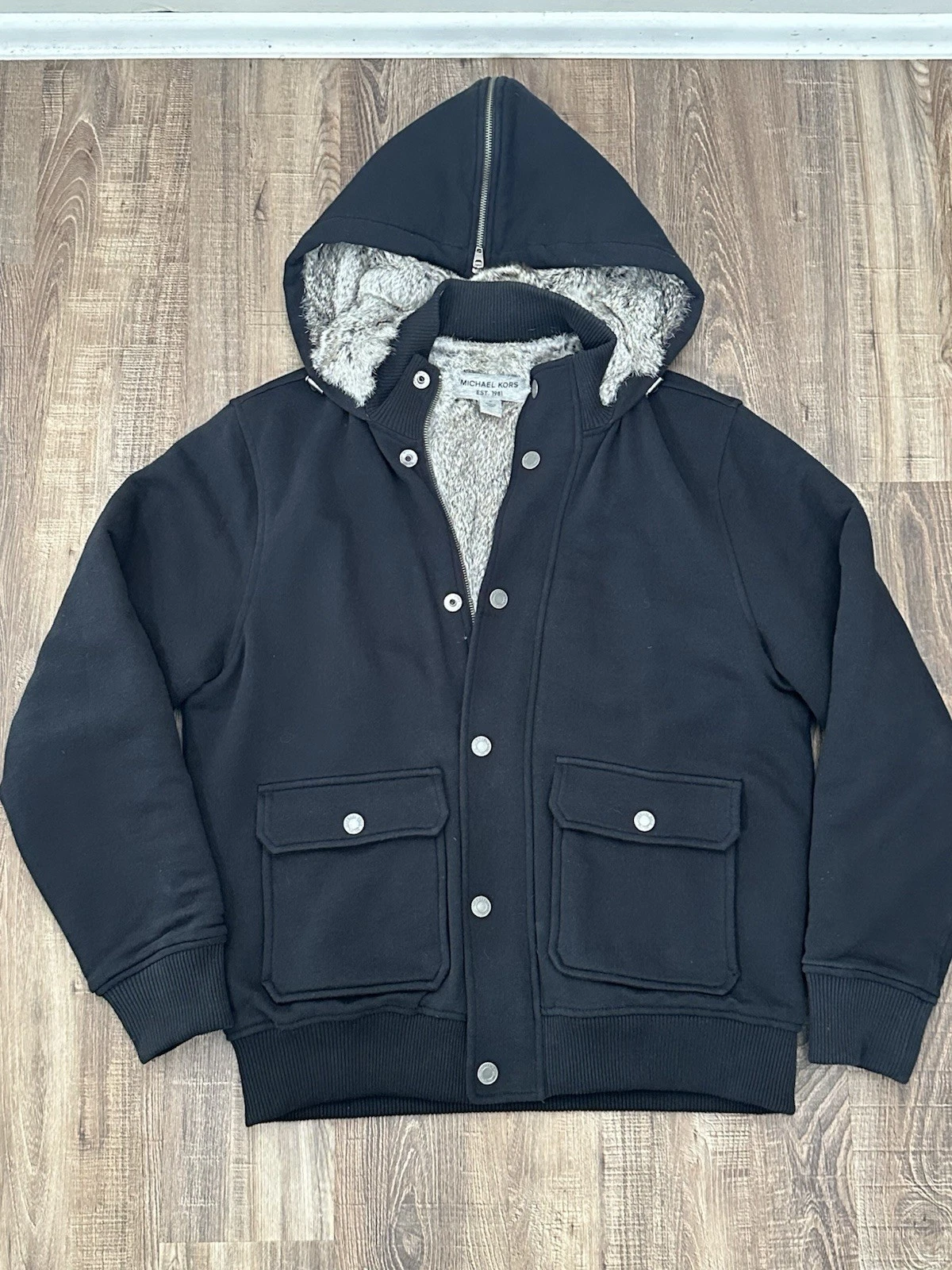 Michael Kors Maglione Nero con Cappuccio e Fodera Grigio 100% Pelliccia di Coniglio Giacca L