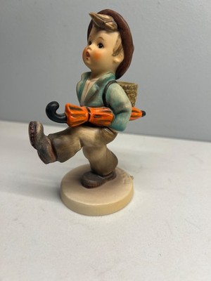 Goebel Hummel Figurine Featuring  Globe Trotter 