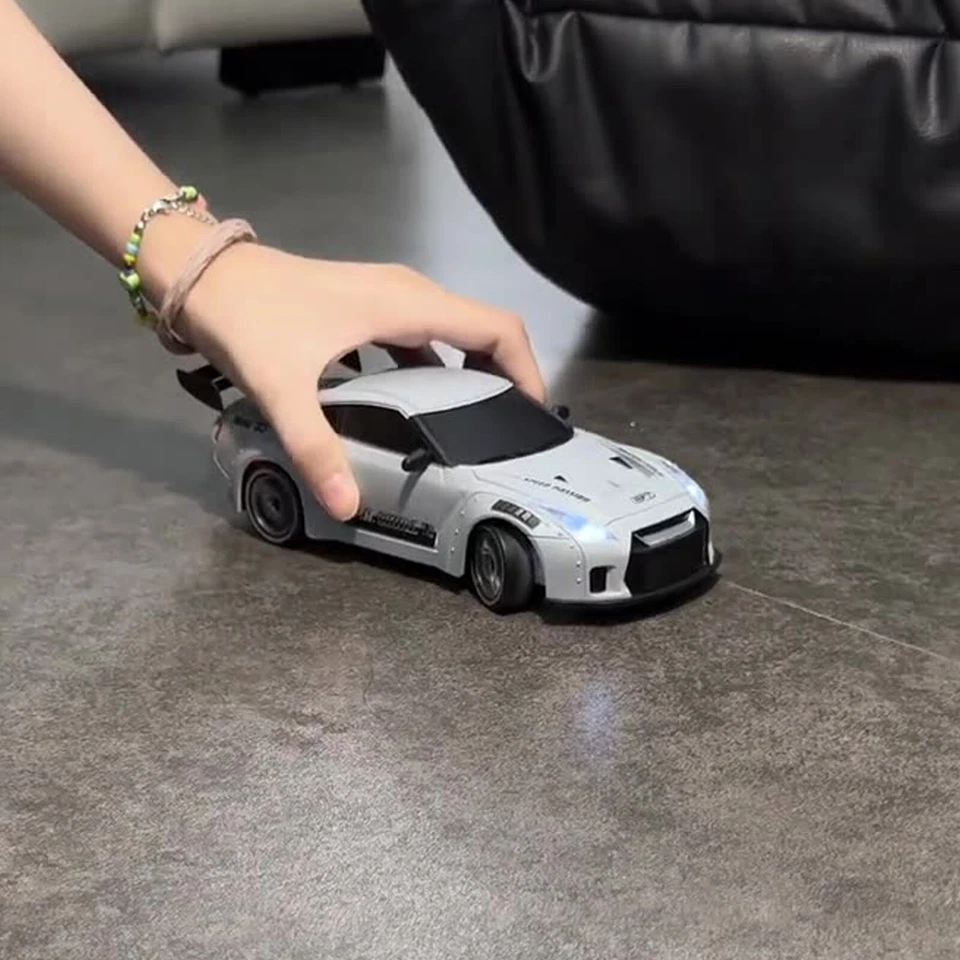 1:20 Drift Auto 2,4G 4WD High Speed RC Rennauto Fernbedienung Fahrzeug Spielzeug - Bild 3 von 4