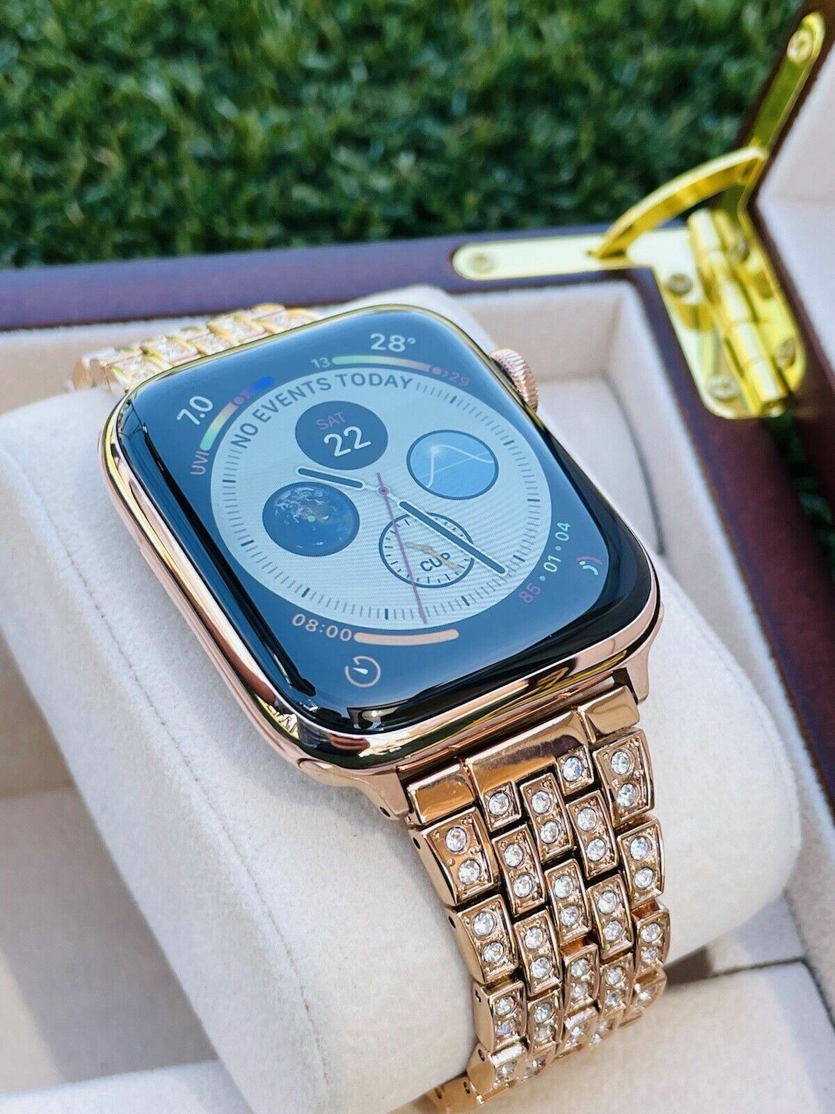 24k Gold Plated 45mm Apple Watch Series 8 Custom Stainless Steel GPS LTE O2