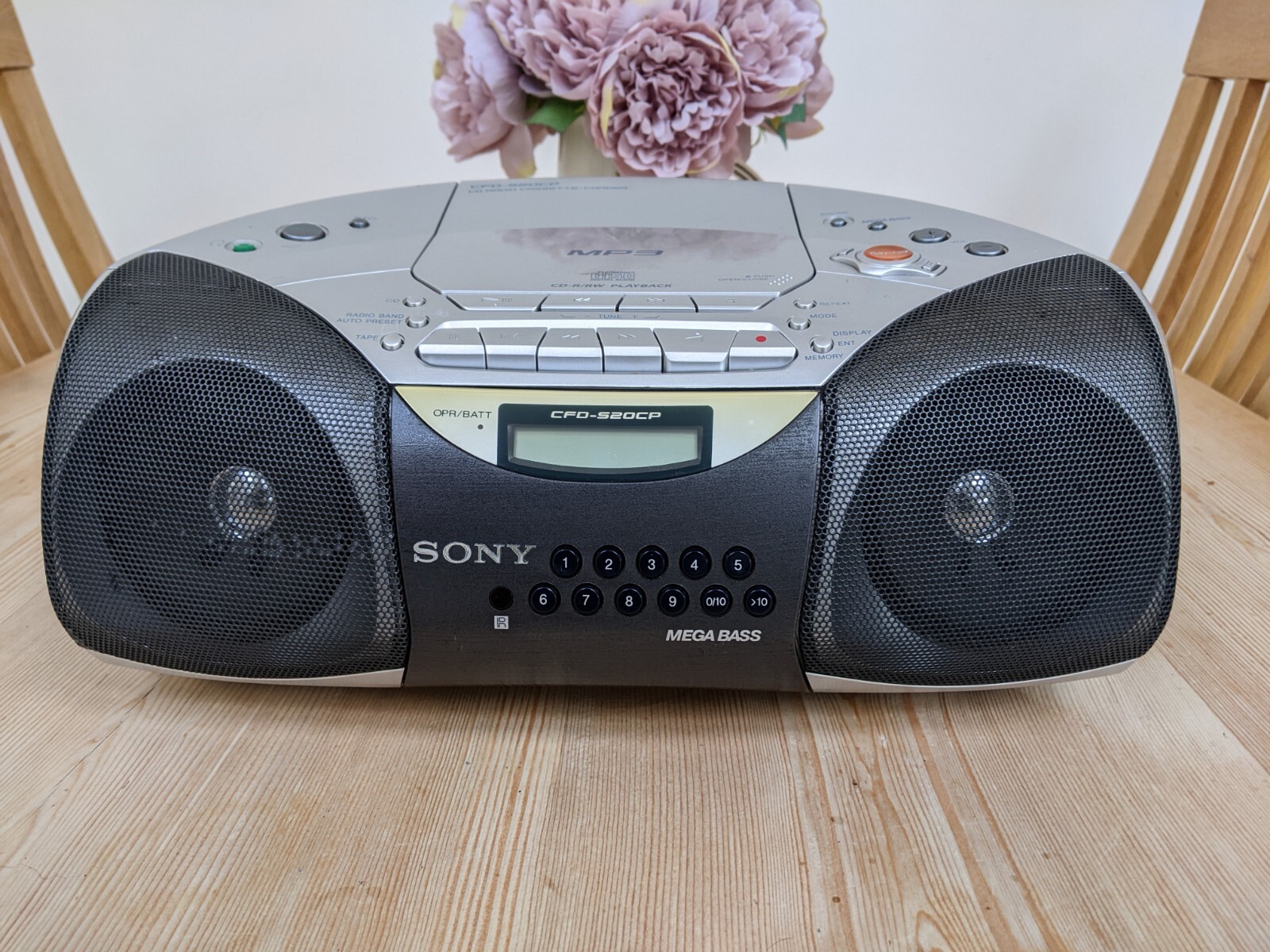 Vintage Sony CFDS20CP Radio Cassette CD MP3 Player Boombox Working