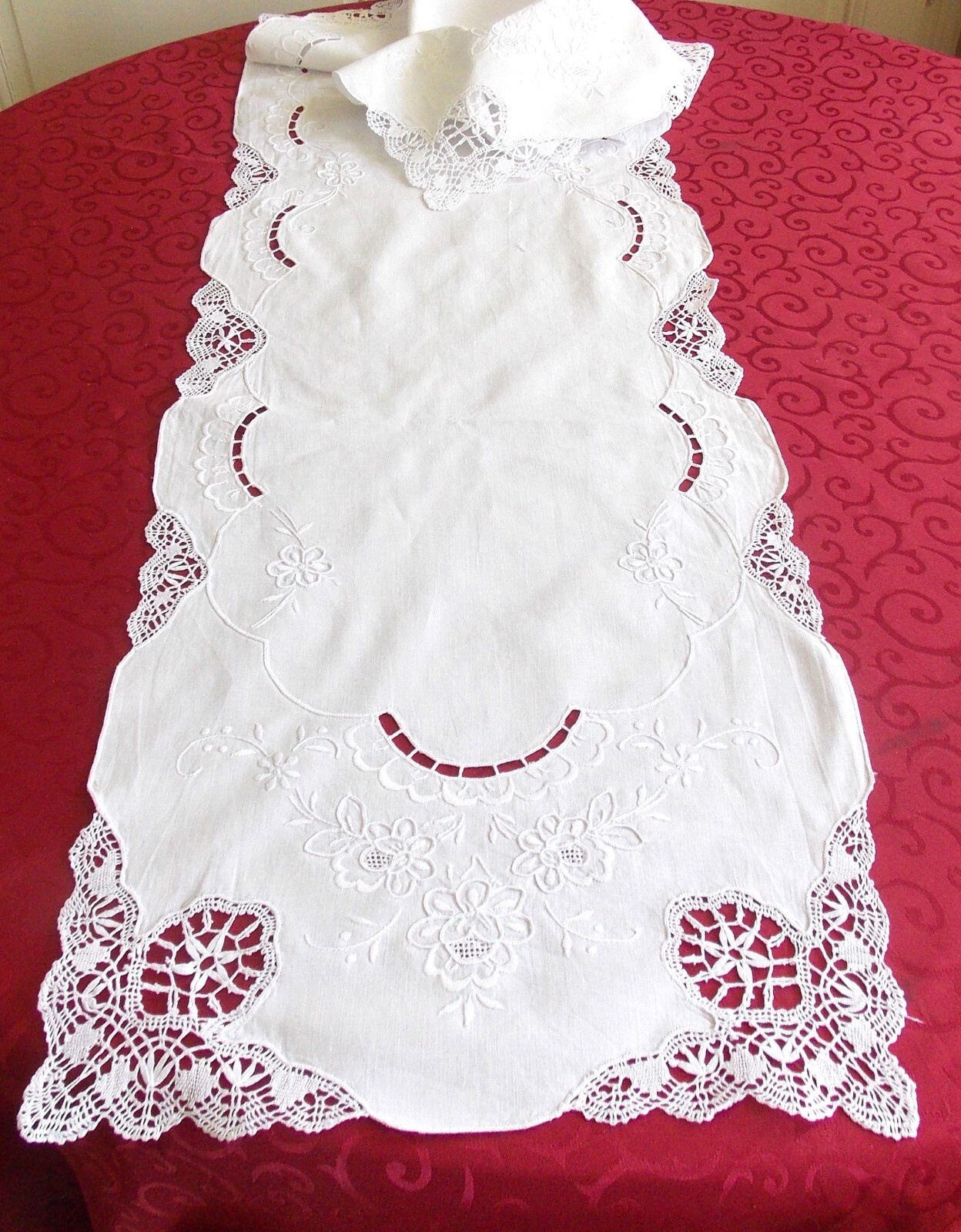 Chemin de table en dentelle aux fuseaux rectangulaire blanc 39x170 cm pour décoration de buffet