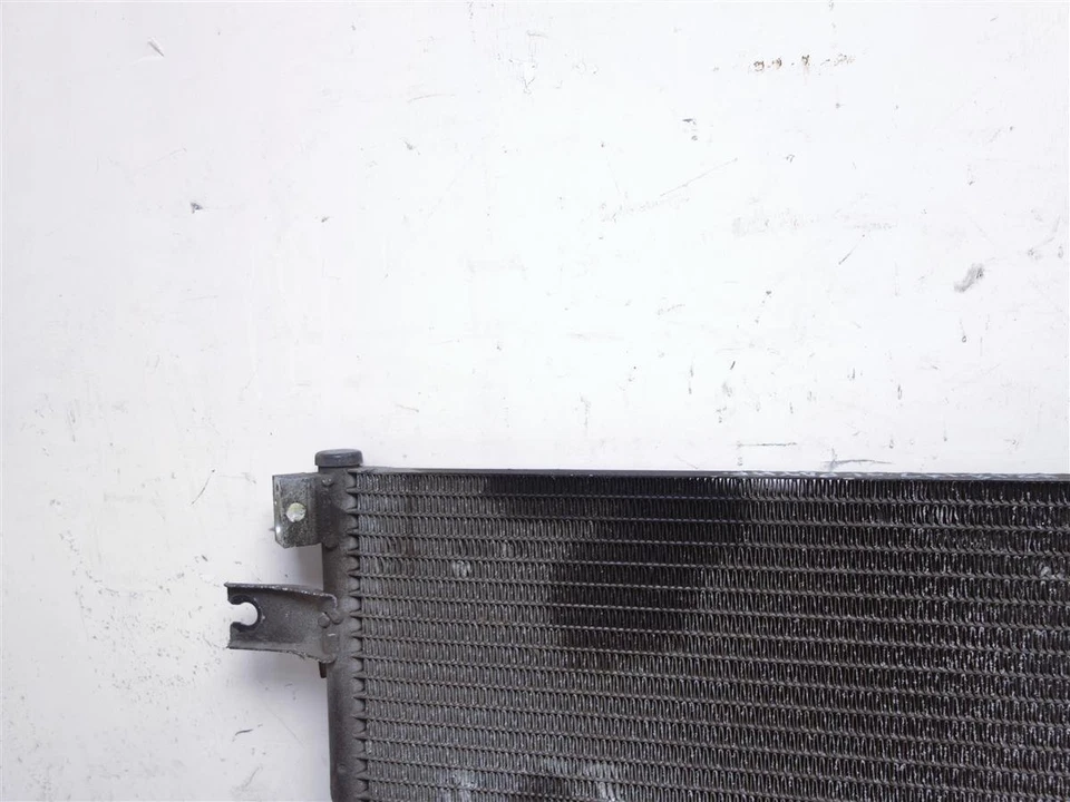 Nissan Pathfinder 1998-2004 aire acondicionado aire acondicionado condensador 92110-2W100 Foto 2 de 4