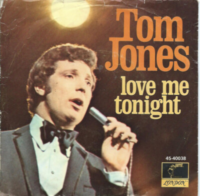Tom Jones - Love Me Tonight / Hide And Seek (7'', Styrene, Mon)
