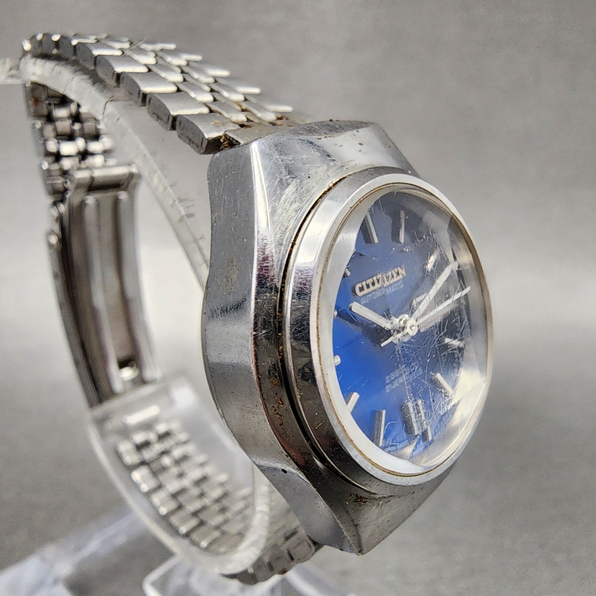 Vintage 1985 Citizen Automatic Womans Silver Watch W/daydate & Blue accents Vintage 1985 Citizen Automatic Mens Gold | Mercari main image 2