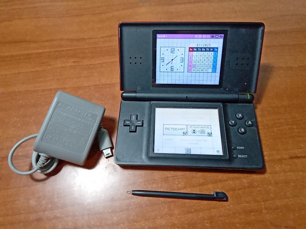 Nintendo DS Lite Crimson Red Black Charger Stylus *TESTED