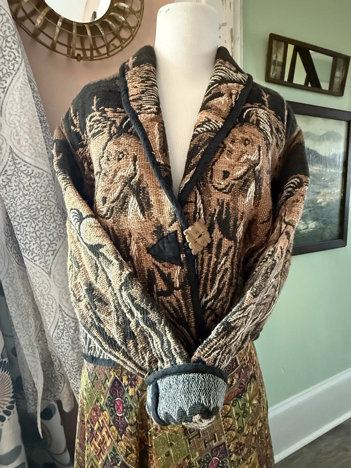 Vintage Women’s Carrie Allen Horse Tapestry Cropped Jacket Size Medium Cotton - Image 2 of 4
