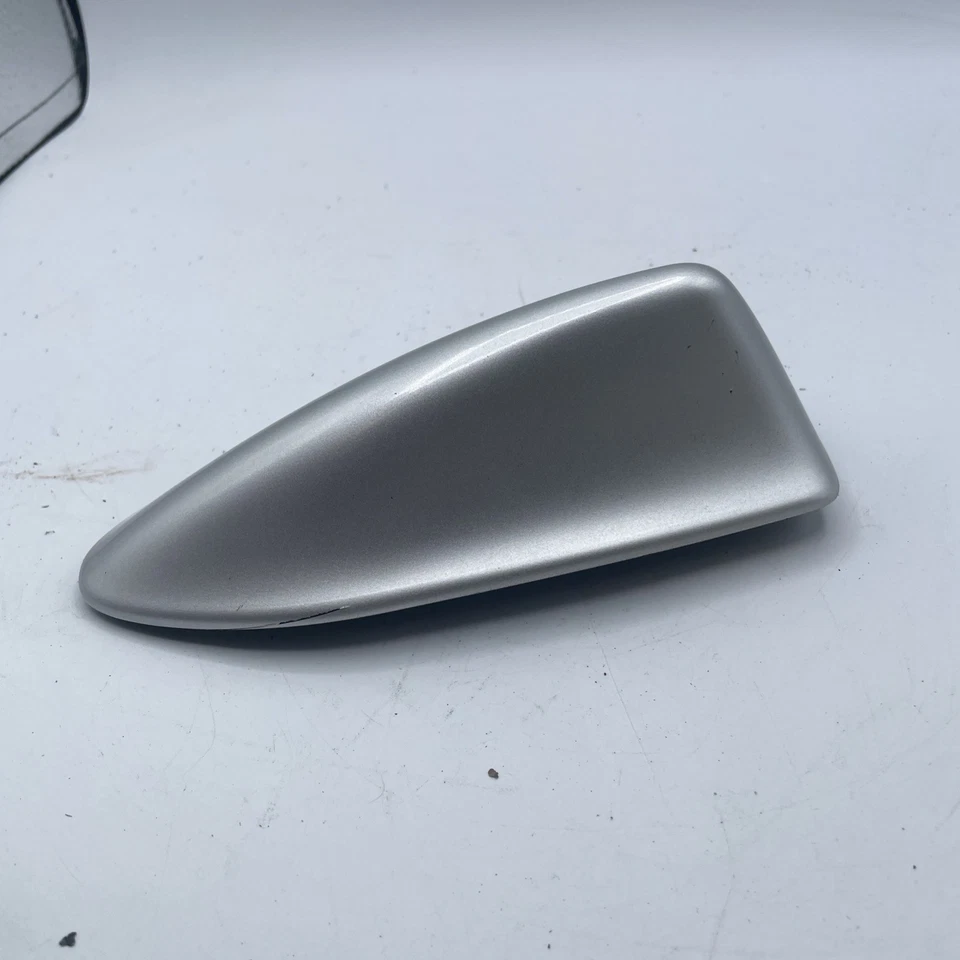 Антенна монтируемая на крышу 2005 2006 2007 2008 2009 2010 Volvo S40 V50 от оригинального производителя - Изображение 3 из 4