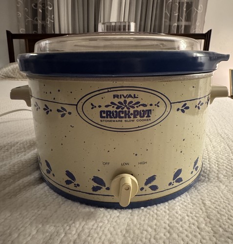 Rival Crock-Pot 5 qt Stoneware Slow Cooker Beige/Blue Model 3355-180 3-Set