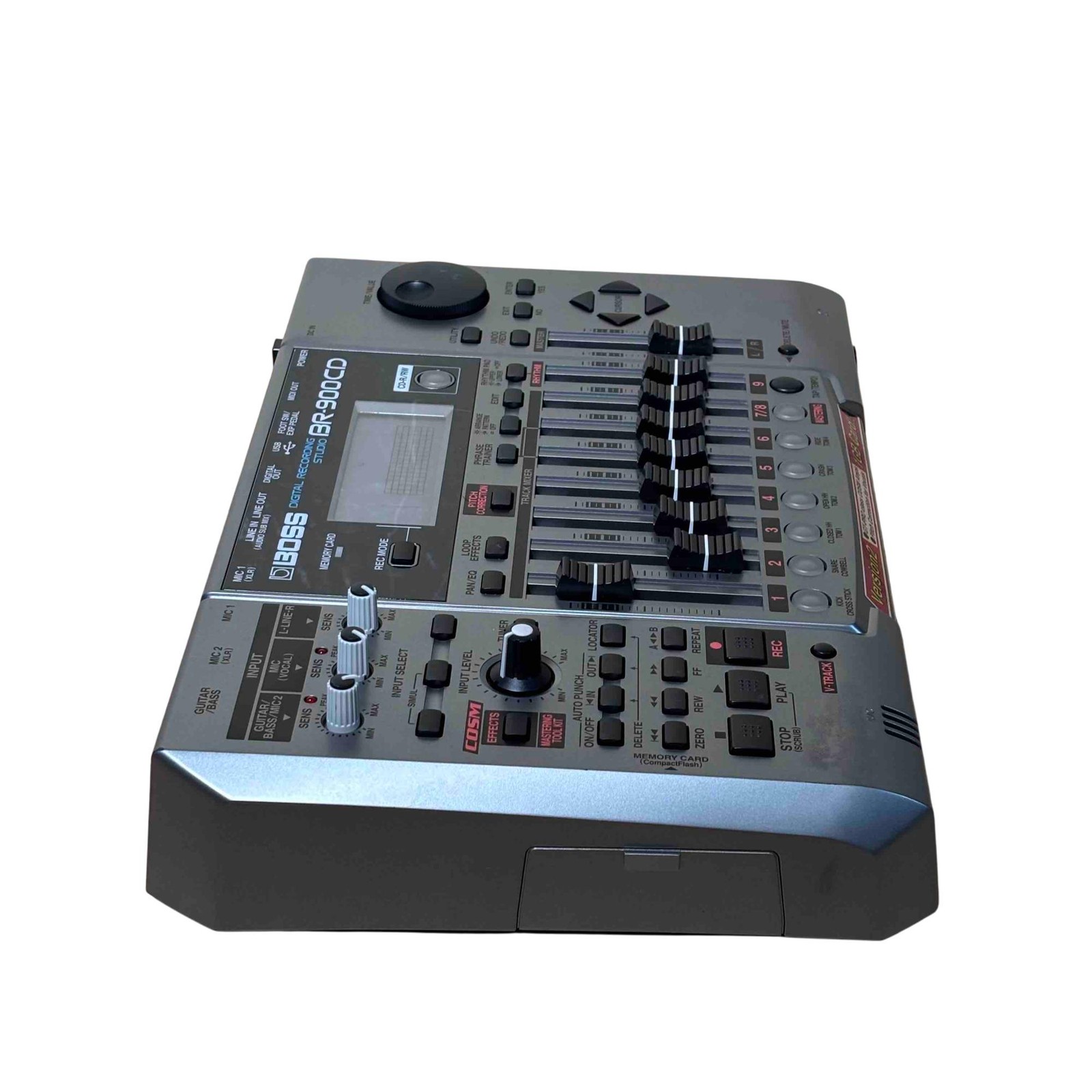 BOSS Audio BR-900CD 8 Physical Tracks/64 Total V-Tracks Digital Recording Studio